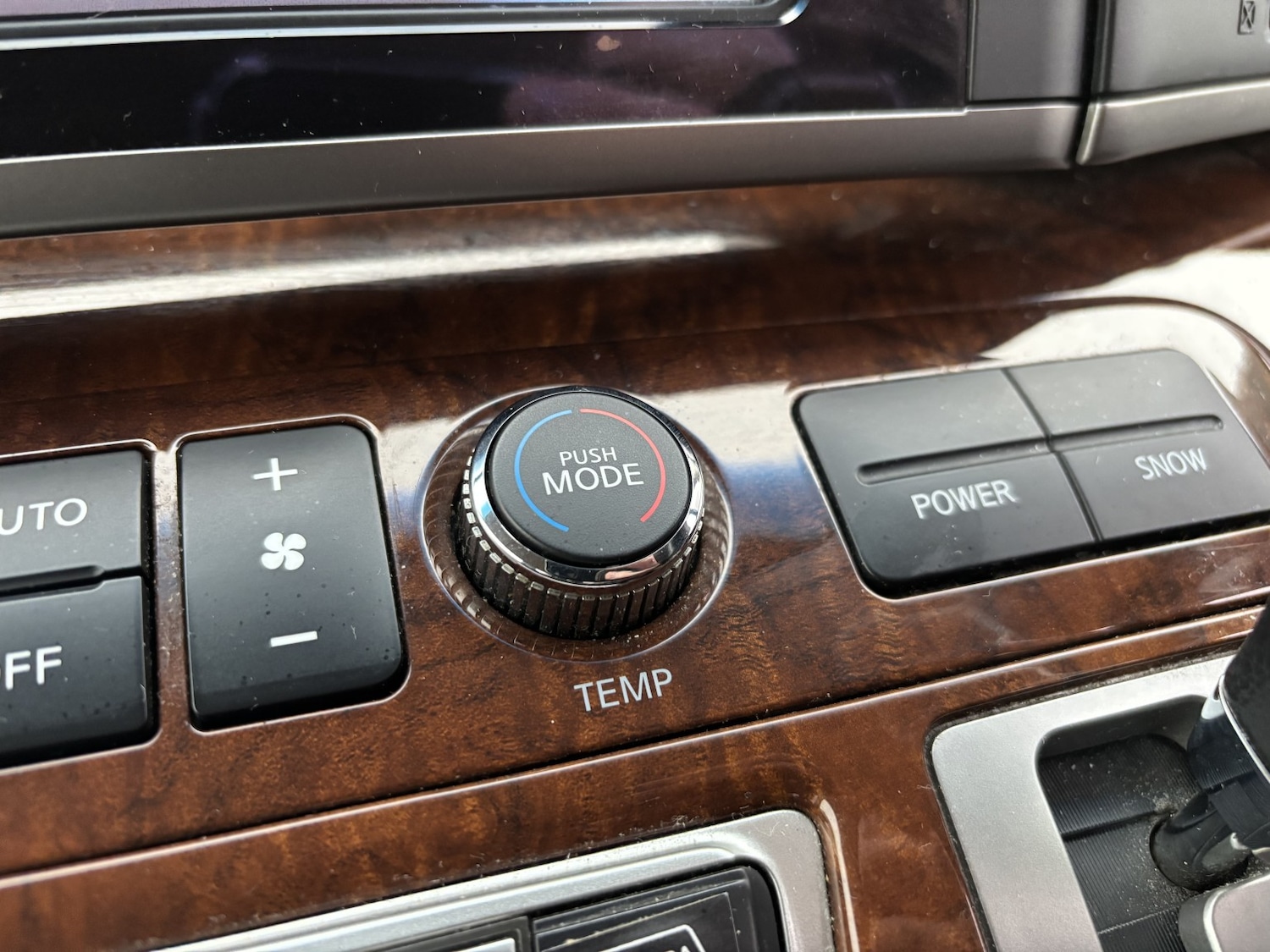 Used Nissan Elgrand 2021 for sale - 77423550: Photo 21