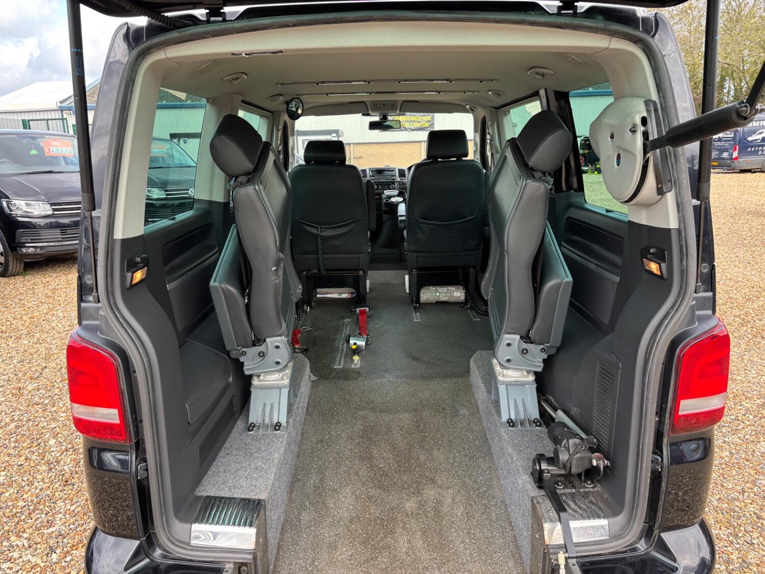 Used Volkswagen Caravelle 2013 for sale - 76407605: Photo 10