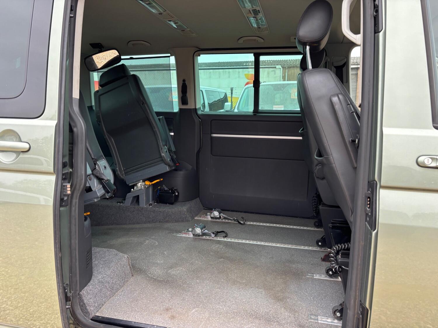 Used Volkswagen Caravelle 2011 for sale - 76591541: Photo 11