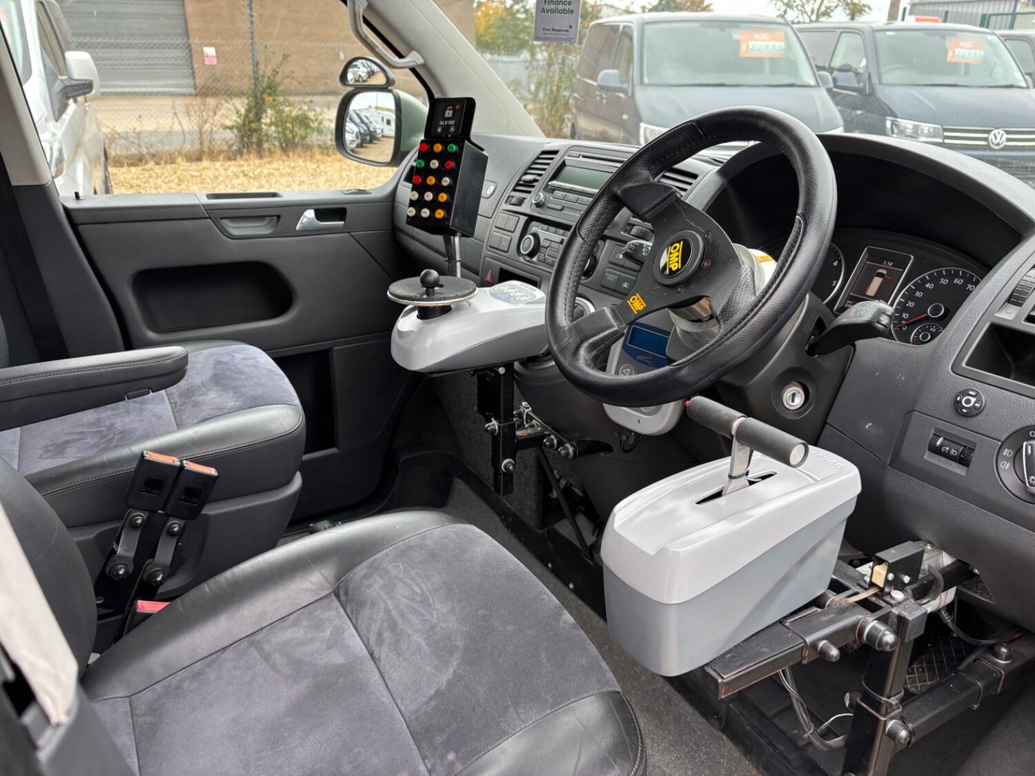 Used Volkswagen Caravelle 2011 for sale - 76591541: Photo 16