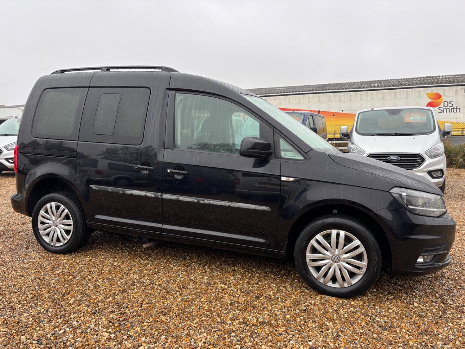 Used Volkswagen Caddy Life 2016 for sale - 77313978: Photo 2