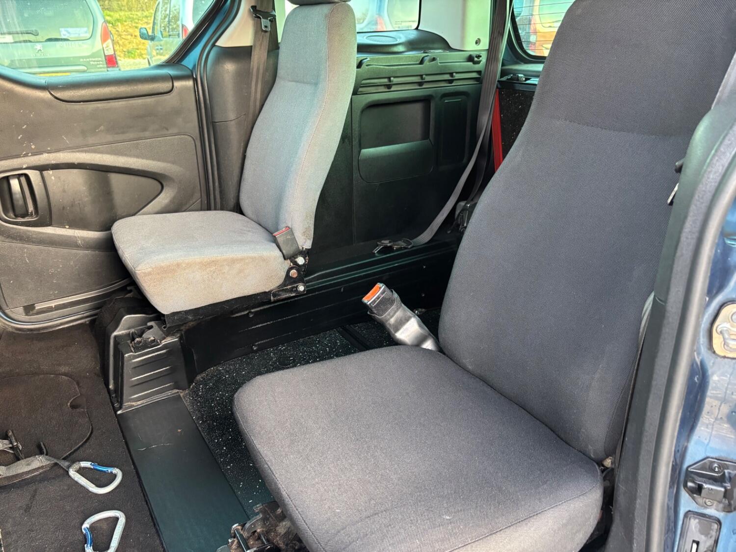 Used Peugeot Partner Tepee 2017 for sale - 77314132: Photo 11