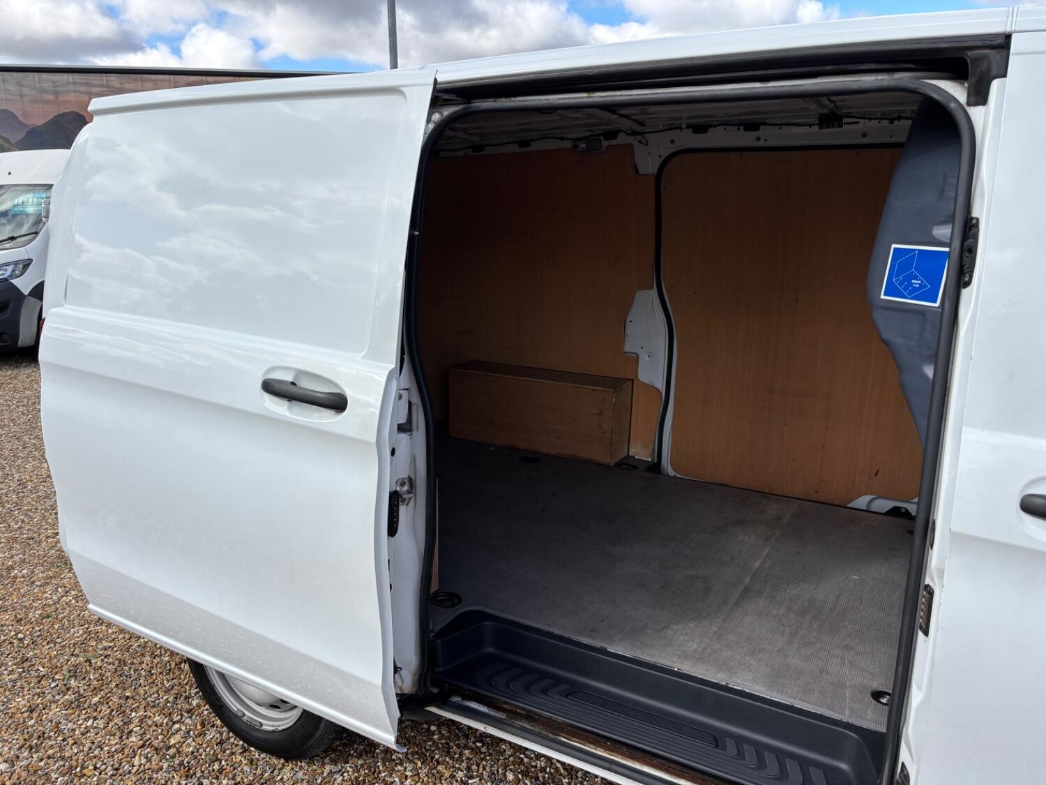 Used Mercedes-Benz Vito 2021 for sale - 75981963: Photo 11