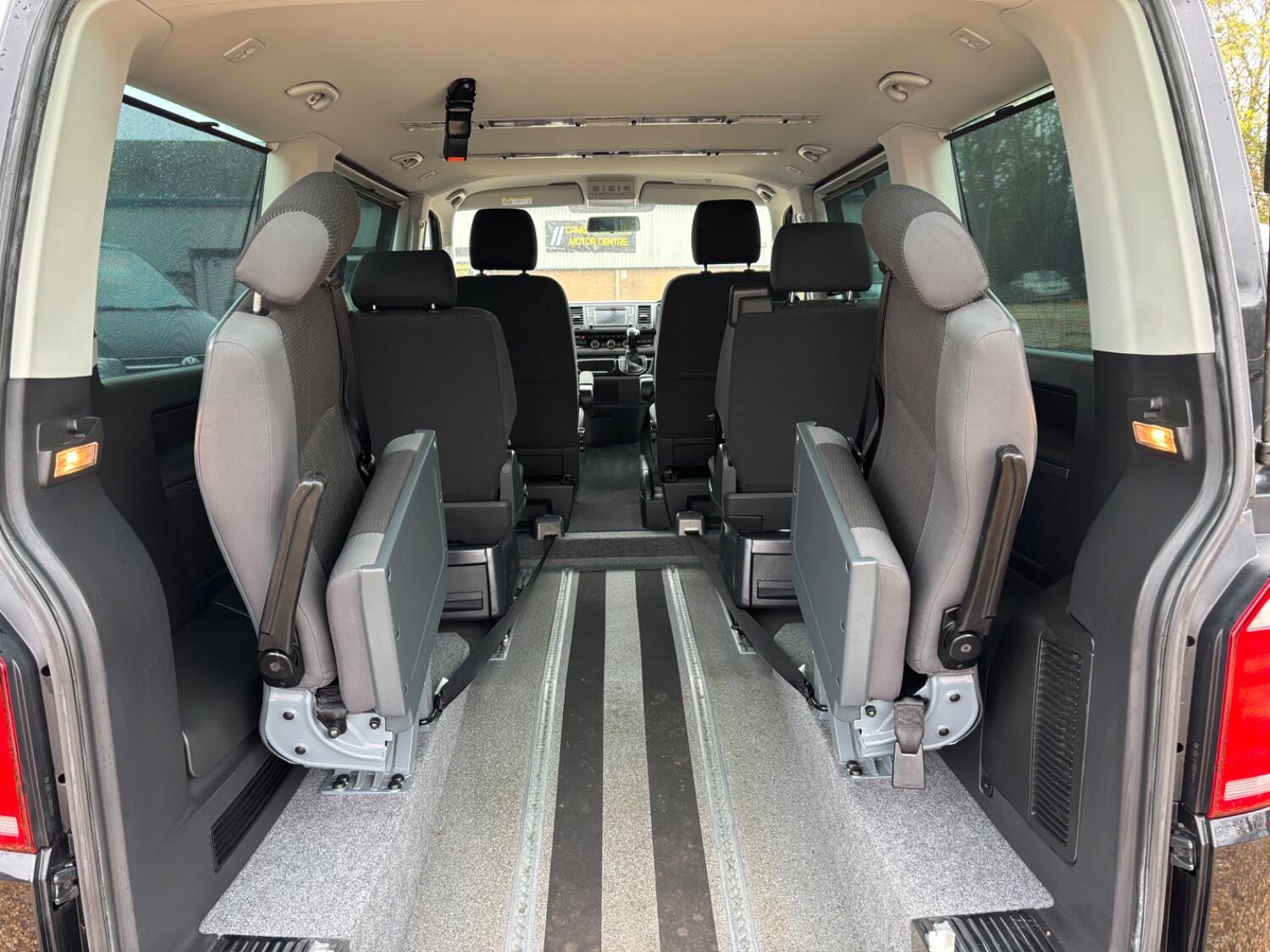 Used Volkswagen Caravelle 2017 for sale - 76363033: Photo 10