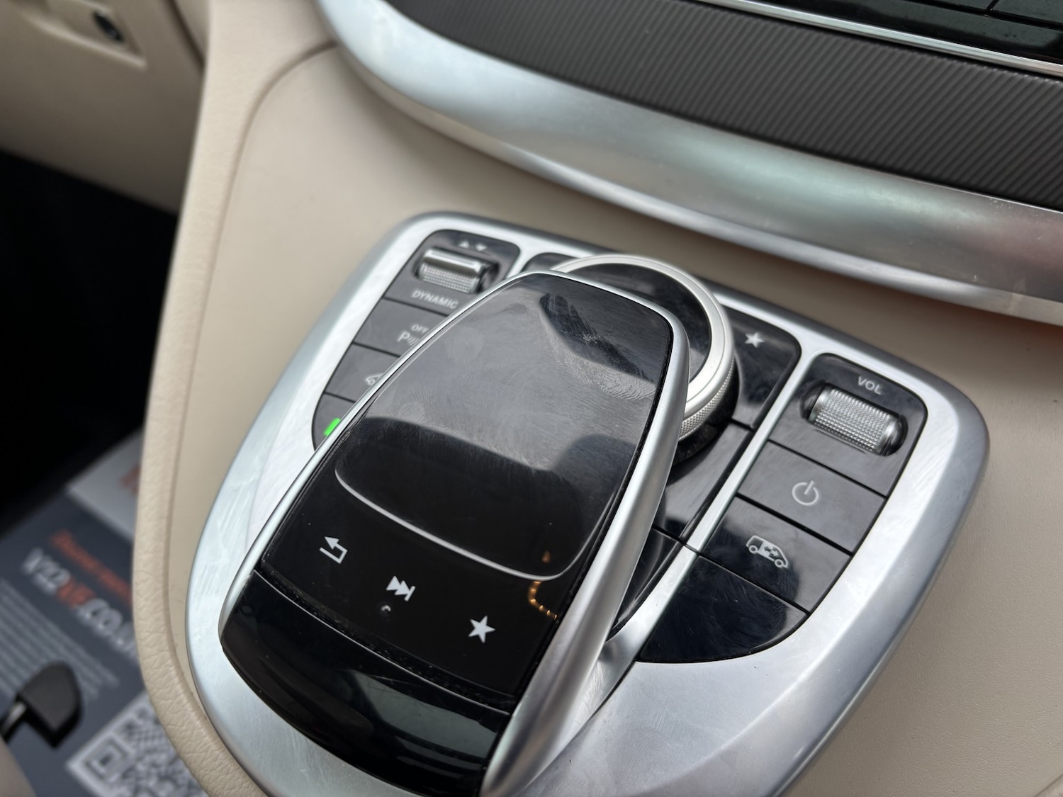 Used Mercedes-Benz V-Class 2019 for sale - 77336261: Photo 26