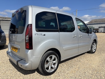 Used Peugeot Partner Tepee 2017 for sale - 78332194: Photo