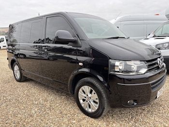 Used Volkswagen Transporter Shuttle 2015 for sale - 79269576: Photo
