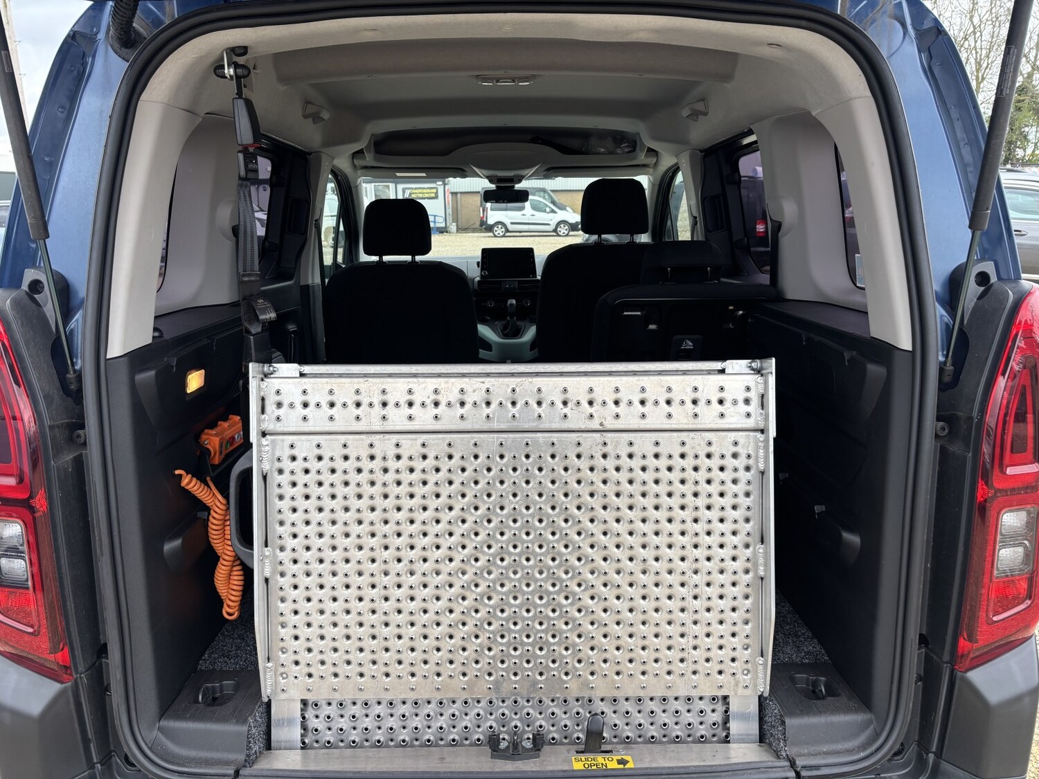 Used Citroen Berlingo 2020 for sale - 78105936: Photo 9