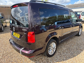 Used Volkswagen Caddy Maxi Life 2018 for sale - 75497213: Photo