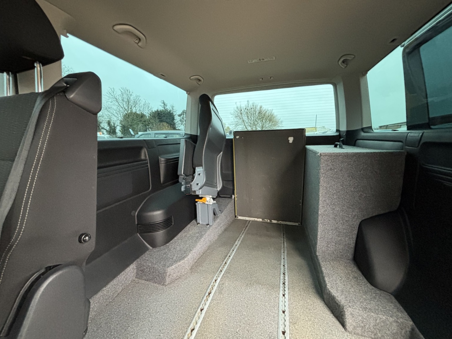 Used Volkswagen Caravelle 2017 for sale - 77313905: Photo 13