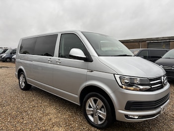 Used Volkswagen Caravelle 2017 for sale - 77313905: Photo