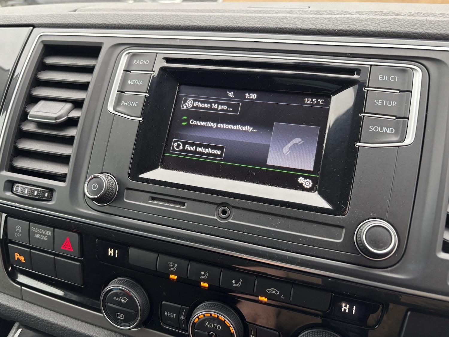 Used Volkswagen Caravelle 2017 for sale - 77313905: Photo 23