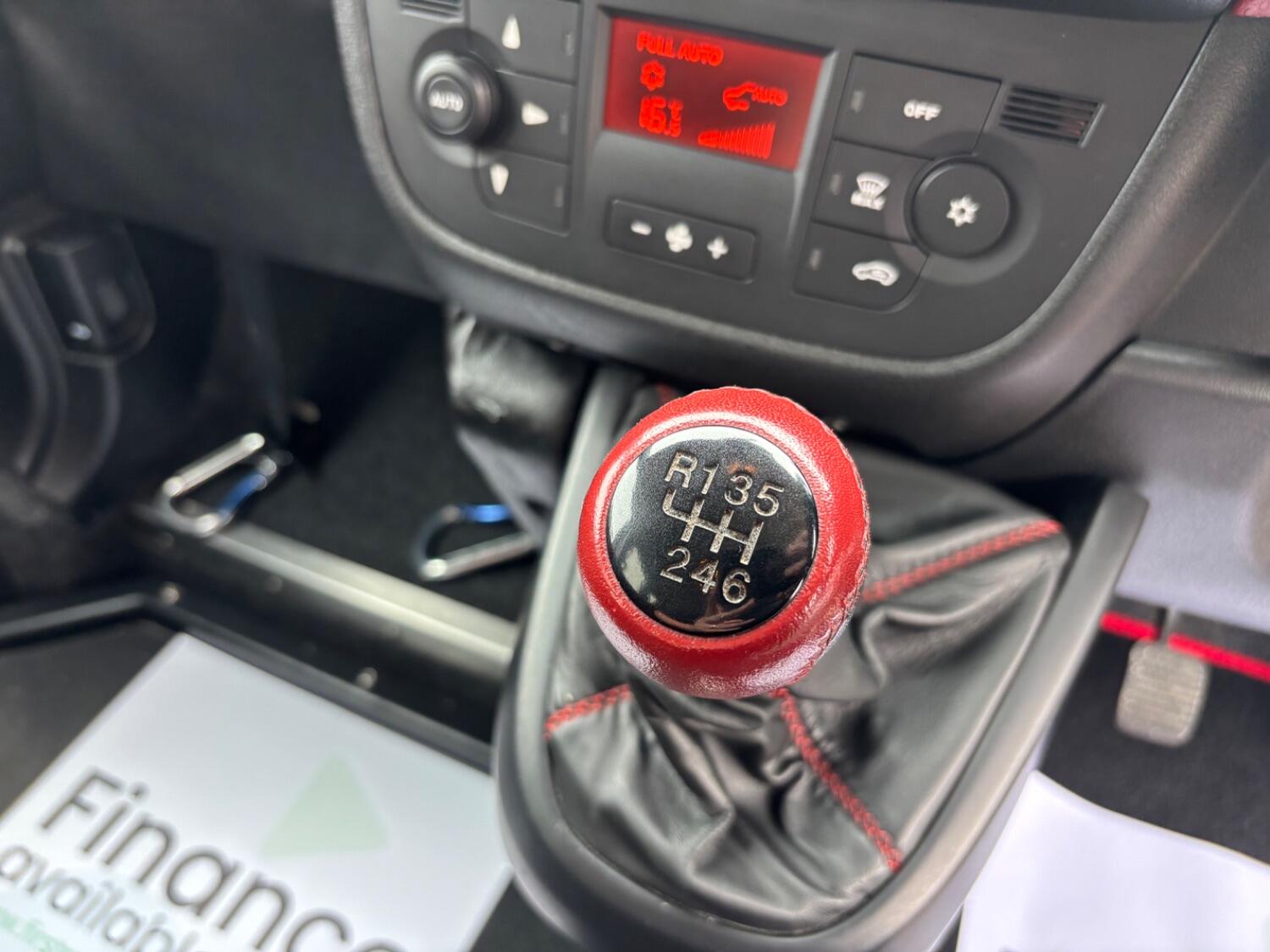 Used Fiat Doblo 2015 for sale - 76793532: Photo 20