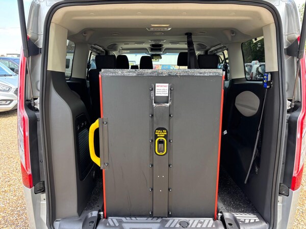 Used Ford Tourneo Custom 2017 for sale - 75029667: Photo 9