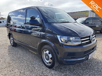 Used Volkswagen Transporter Shuttle 2018 for sale - 77314112: Photo