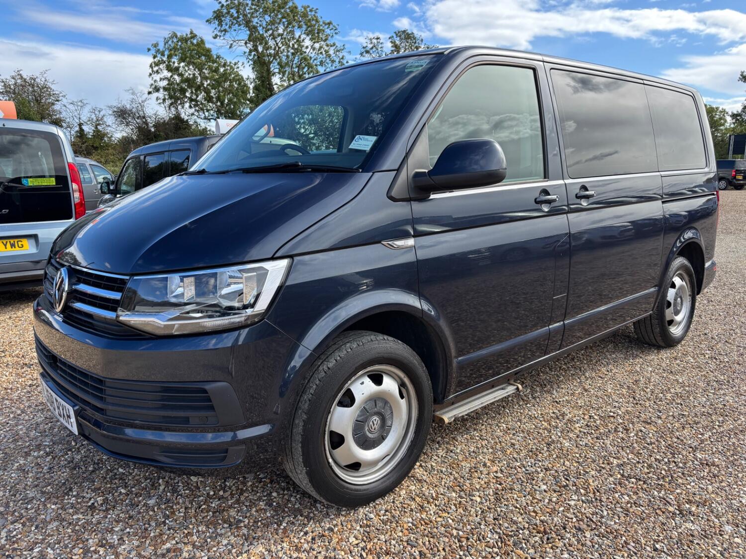 Used Volkswagen Transporter Shuttle 2018 for sale - 77314112: Photo 7