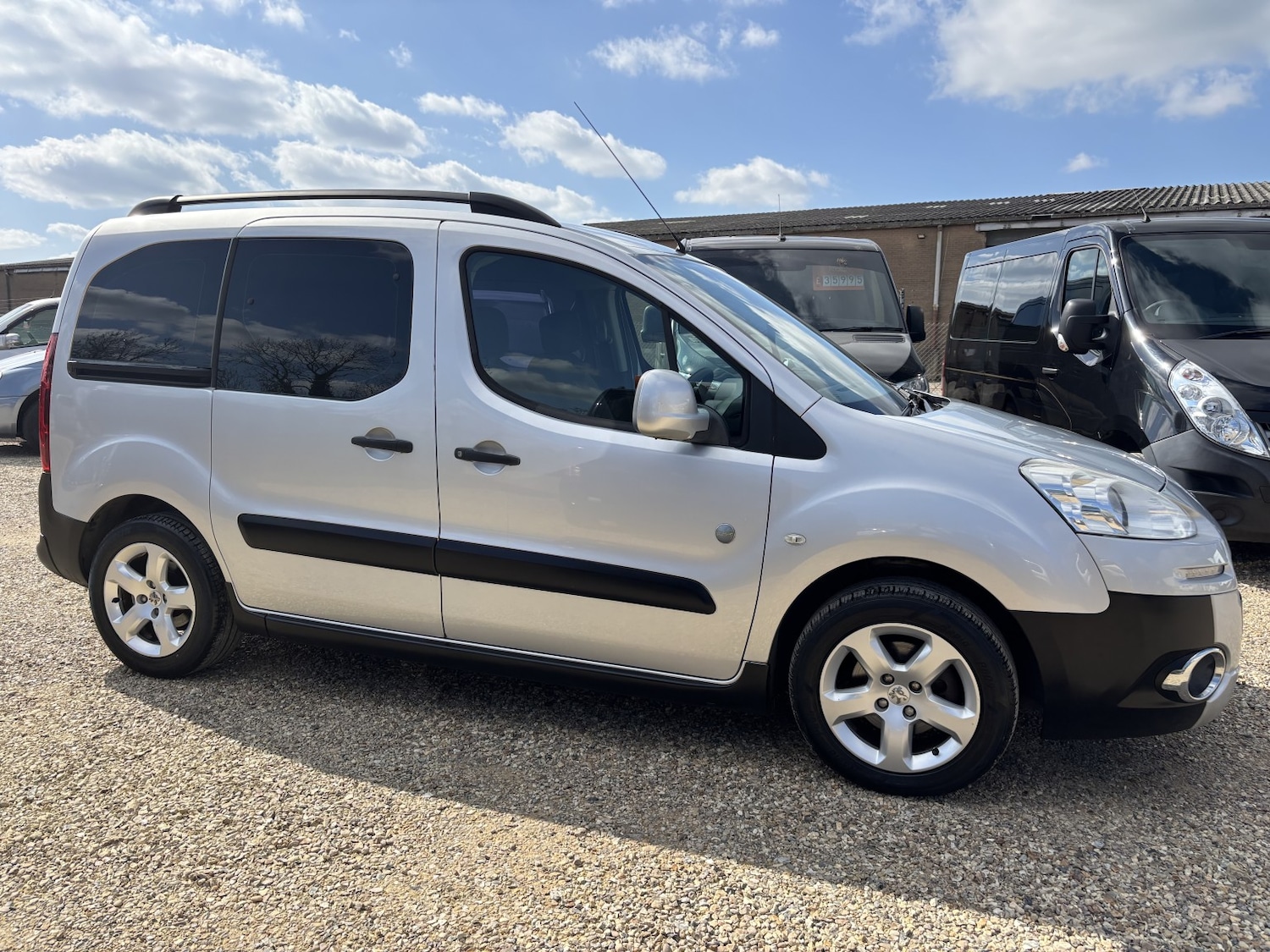 Used Peugeot Partner Tepee 2012 for sale - 78112016: Photo 2
