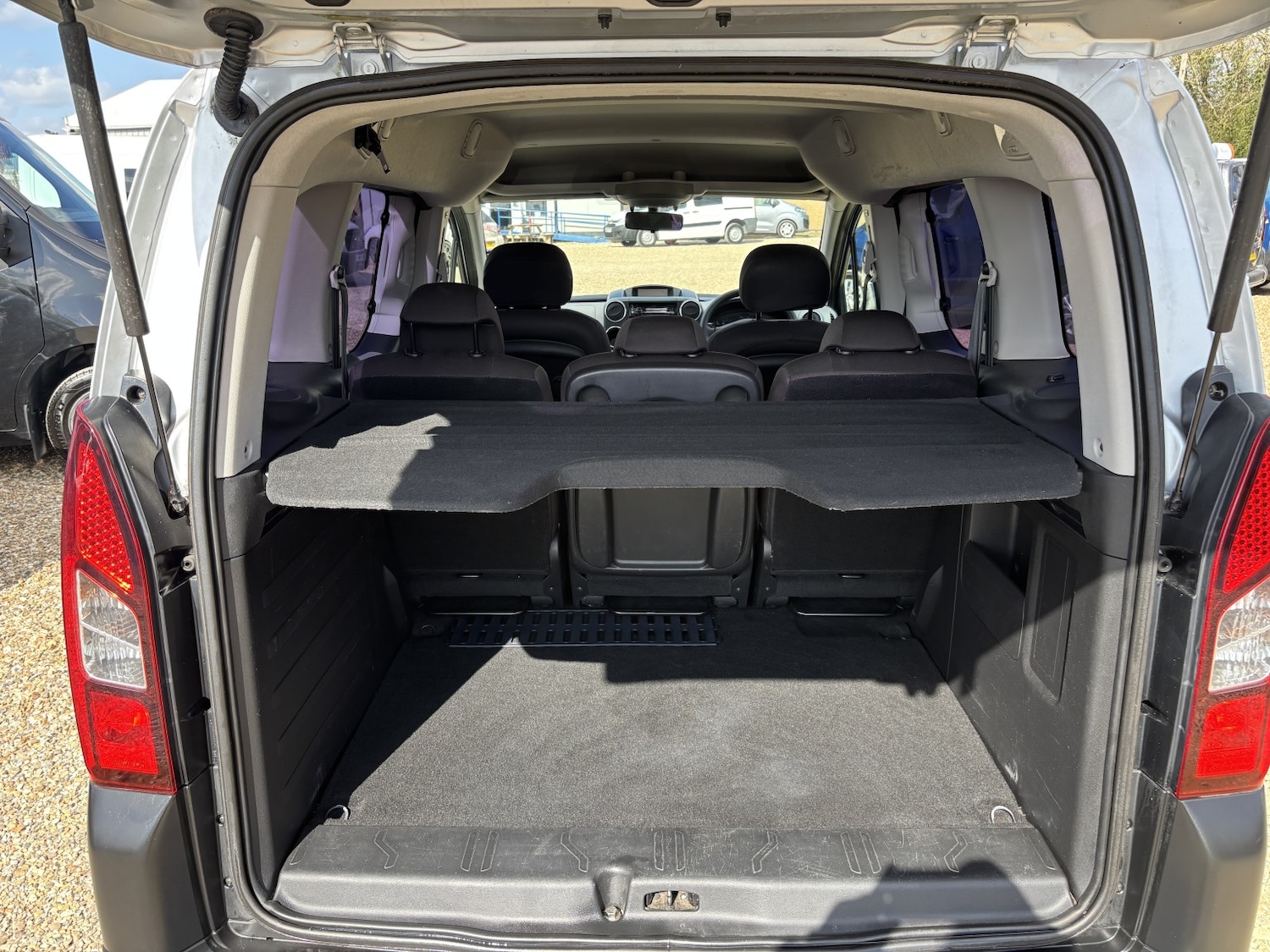 Used Peugeot Partner Tepee 2012 for sale - 78112016: Photo 7