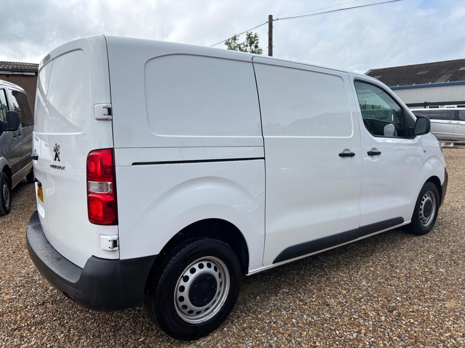 Used Peugeot Expert 2021 for sale - 76793551: Photo 2