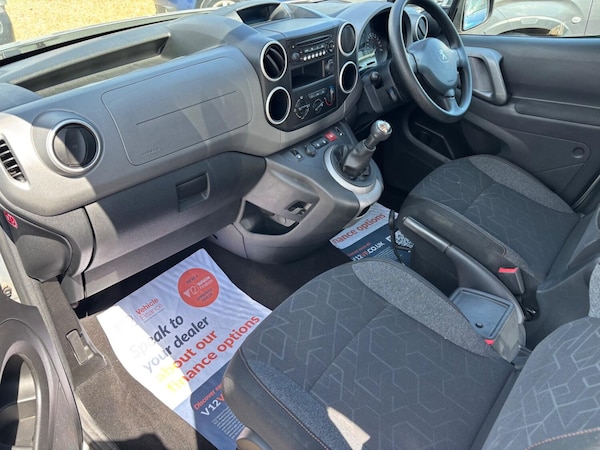 Used Peugeot Partner 2017 for sale - 76237267: Photo 14