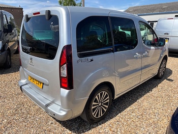 Used Peugeot Partner 2017 for sale - 76237267: Photo 3