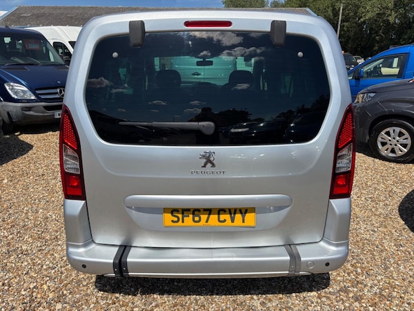 Used Peugeot Partner 2017 for sale - 76237267: Photo 4