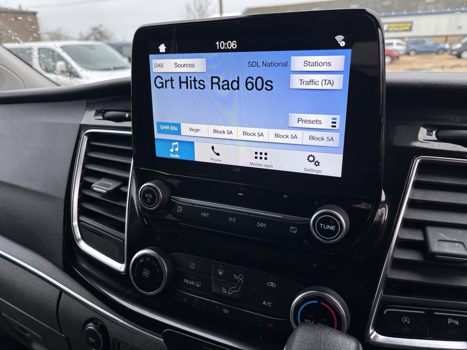 Used Ford Tourneo Custom 2018 for sale - 77314085: Photo 17