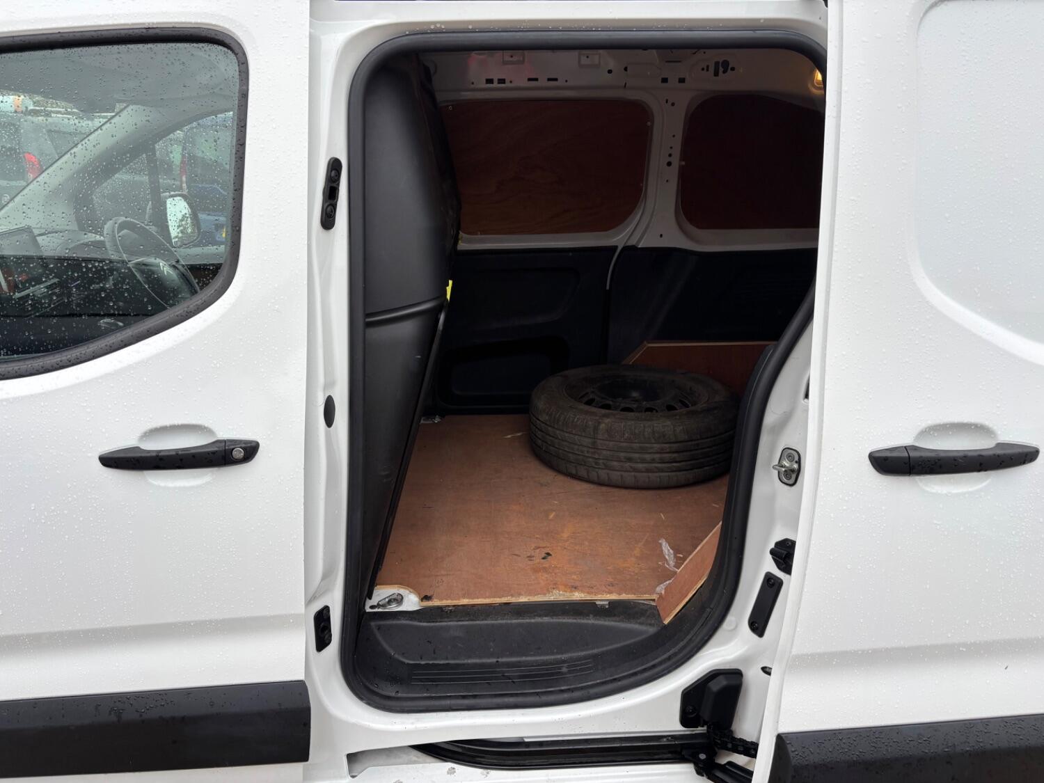 Used Citroen Berlingo 2022 for sale - 76363043: Photo 10