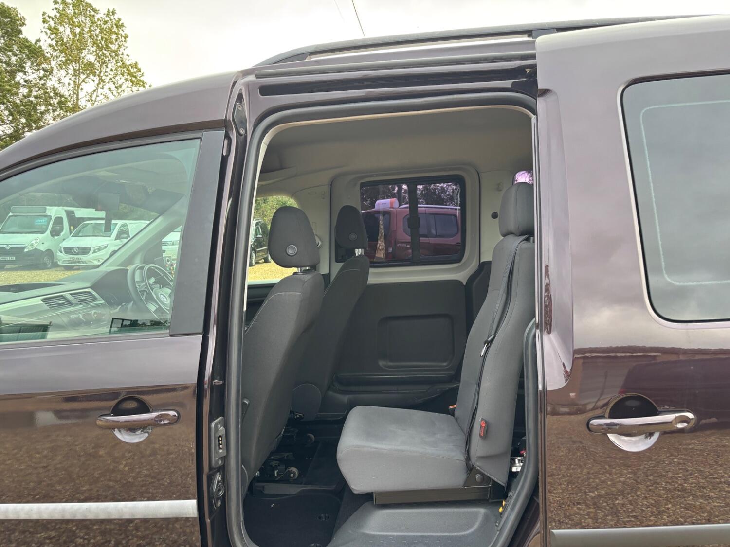 Used Volkswagen Caddy Life 2016 for sale - 77313919: Photo 10