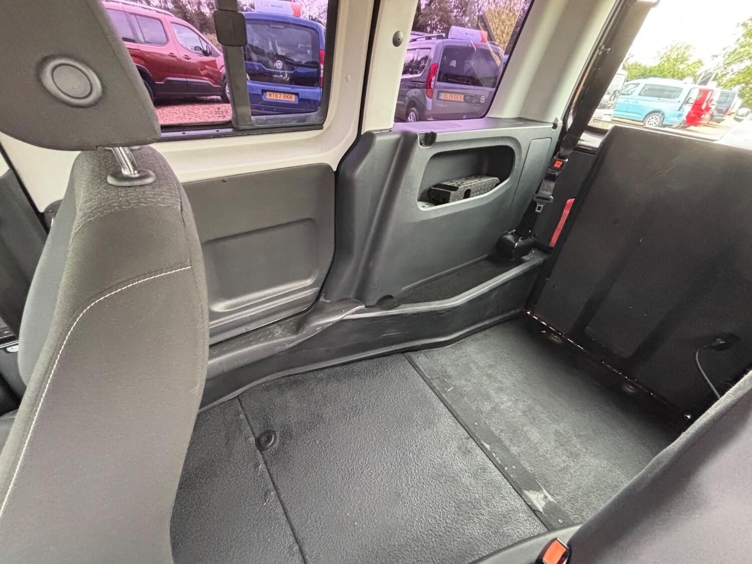 Used Volkswagen Caddy Life 2016 for sale - 77313919: Photo 11