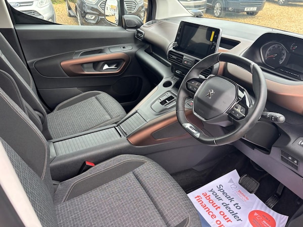 Used Peugeot Rifter 2024 for sale - 75497243: Photo 19