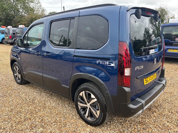 Used Peugeot Rifter 2024 for sale - 75497243: Photo 5