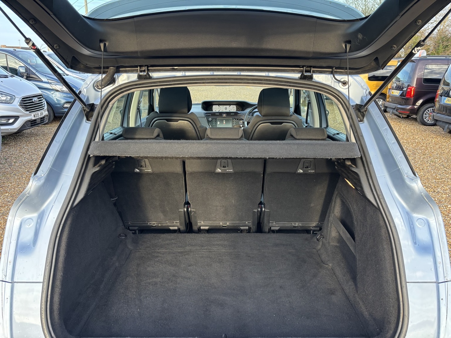 Used Citroen C4 Picasso 2016 for sale - 76982799: Photo 7