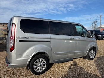 Used Ford Tourneo Custom 2020 for sale - 76407496: Photo