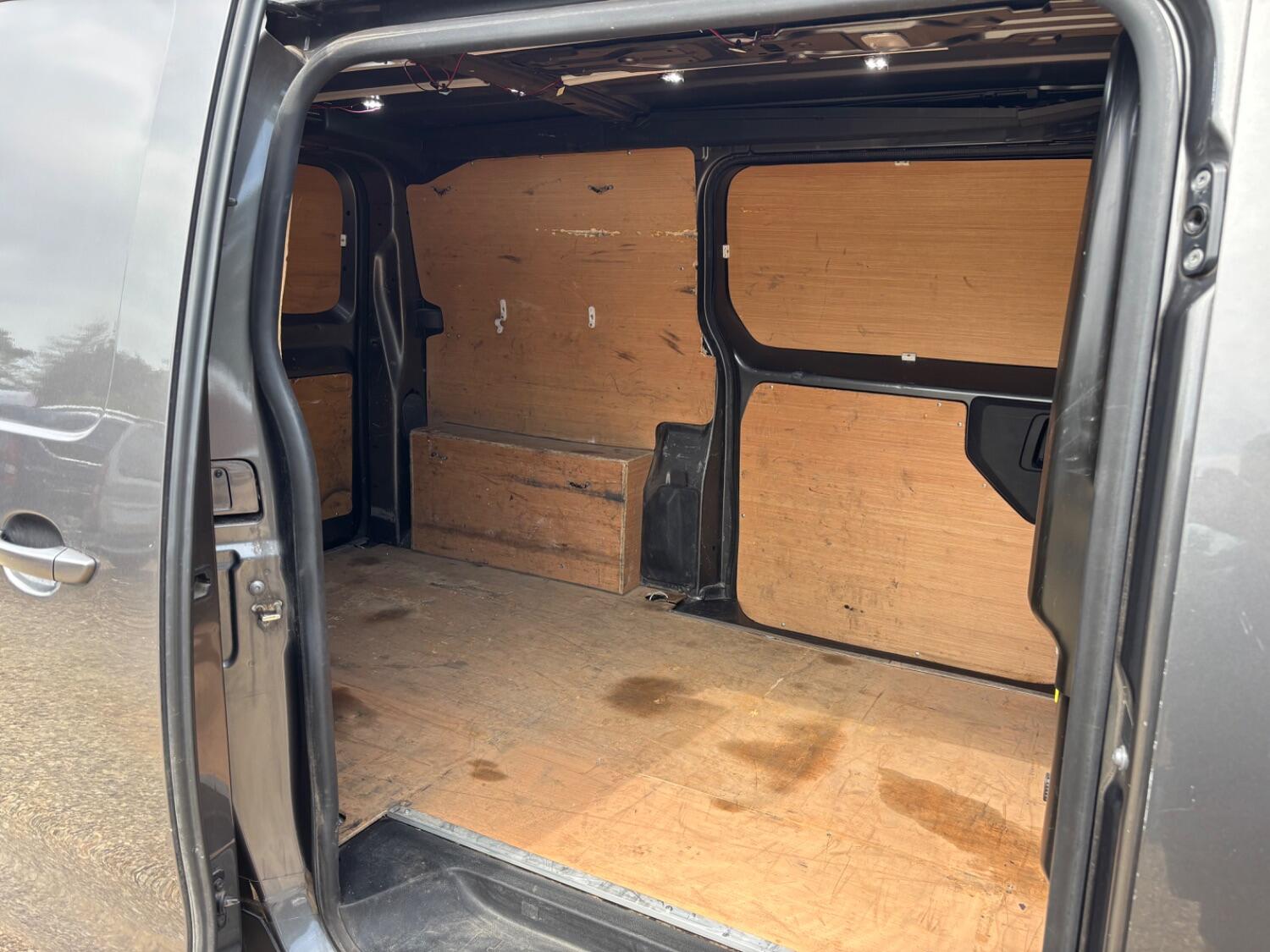 Used Peugeot Expert 2020 for sale - 76793543: Photo 17