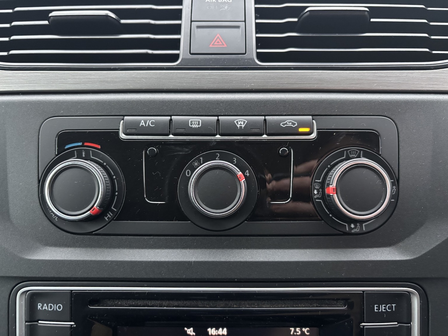 Used Volkswagen Caddy Maxi Life 2019 for sale - 77465651: Photo 15