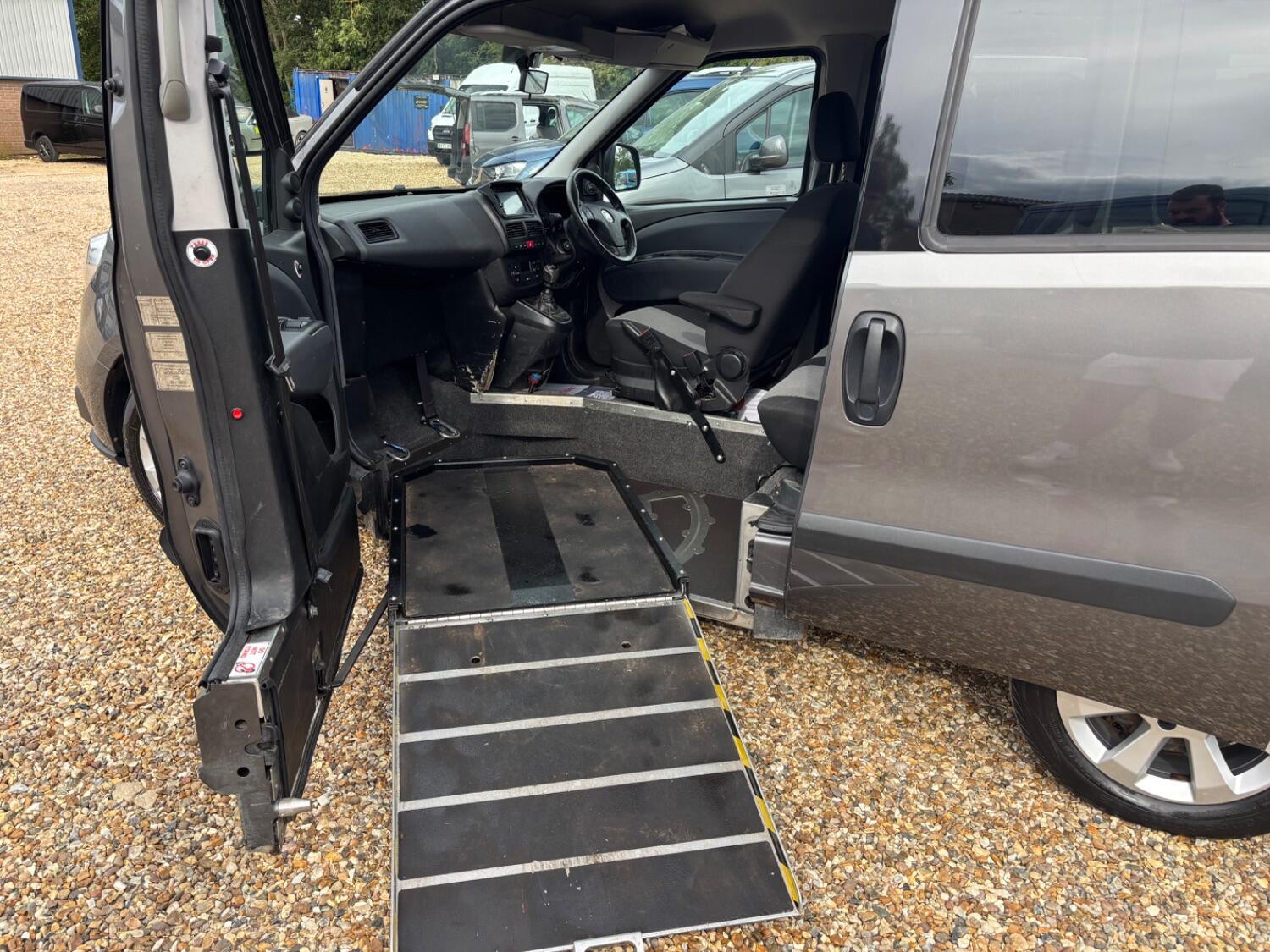 Used Fiat Doblo 2018 for sale - 76793536: Photo 10