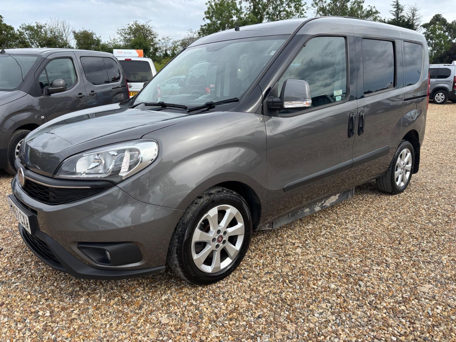 Used Fiat Doblo 2018 for sale - 76793536: Photo 7