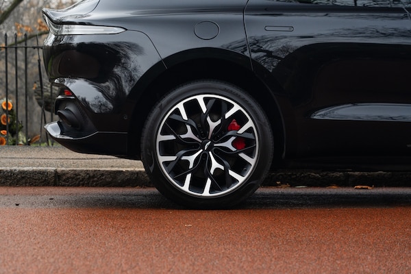 Used Aston Martin DBX 2022 for sale - 75393810: Photo 11
