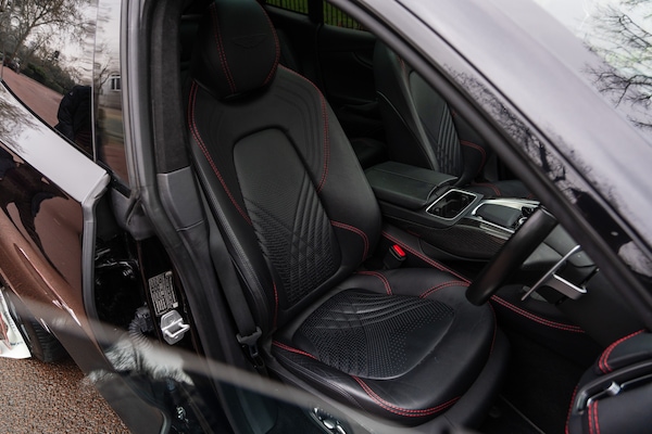 Used Aston Martin DBX 2022 for sale - 75393810: Photo 28