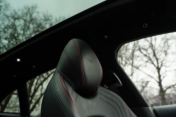 Used Aston Martin DBX 2022 for sale - 75393810: Photo 37