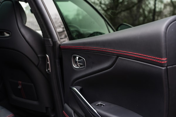 Used Aston Martin DBX 2022 for sale - 75393810: Photo 39