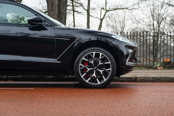 Used Aston Martin DBX 2022 for sale - 75393810: Photo 9