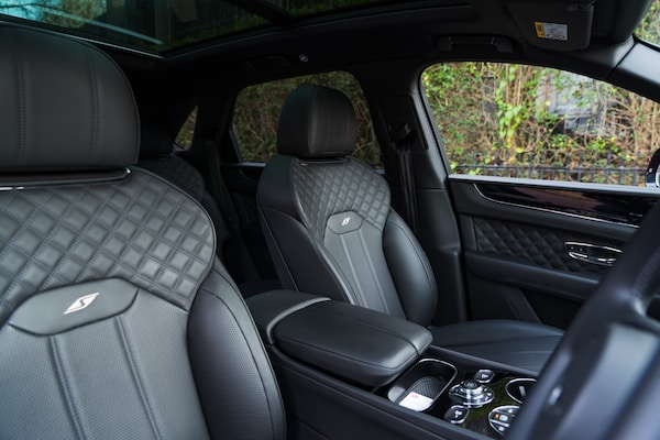 Used Bentley Bentayga 2022 for sale - 75393359: Photo 42