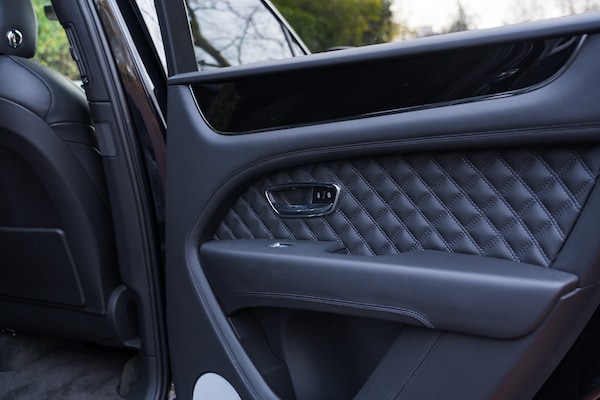 Used Bentley Bentayga 2022 for sale - 75393359: Photo 44
