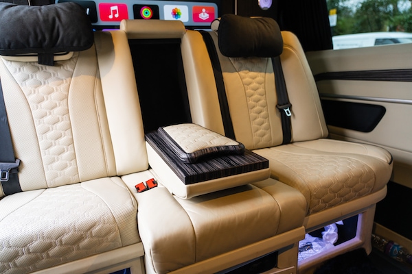 Used Mercedes-Benz V-Class 2023 for sale - 75393966: Photo 10