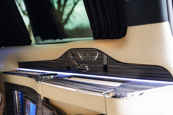 Used Mercedes-Benz V-Class 2023 for sale - 75393966: Photo 23