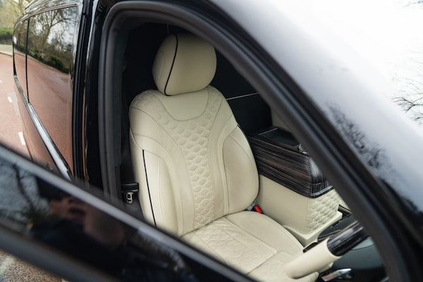Used Mercedes-Benz V-Class 2023 for sale - 75393966: Photo 35