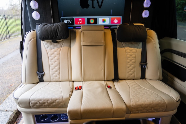 Used Mercedes-Benz V-Class 2023 for sale - 75393966: Photo 7