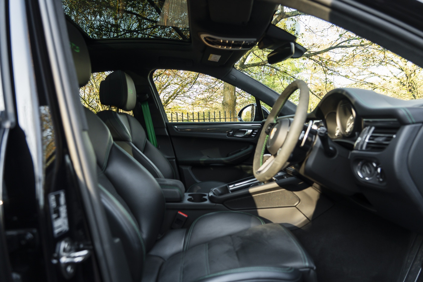 Used Porsche Macan 2024 for sale - 76758005: Photo 31